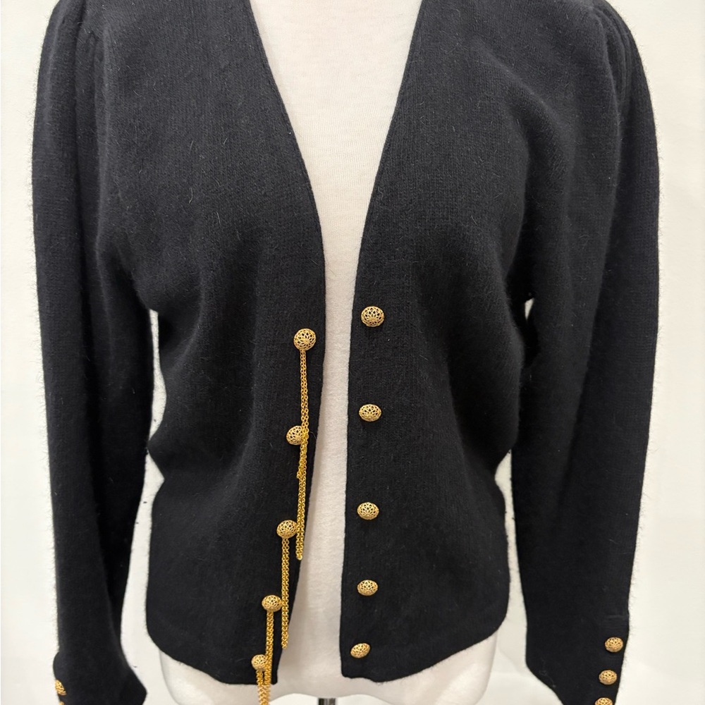 ✨ L’Ultima Designer Collection Cardigan — Size Medium ✨